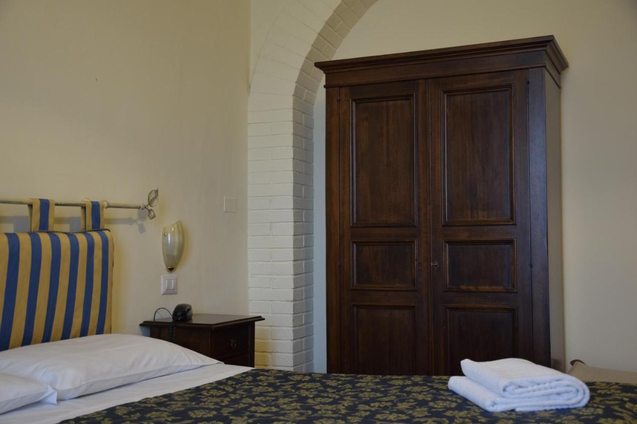 Hotel Arcobaleno Сієна Екстер'єр фото