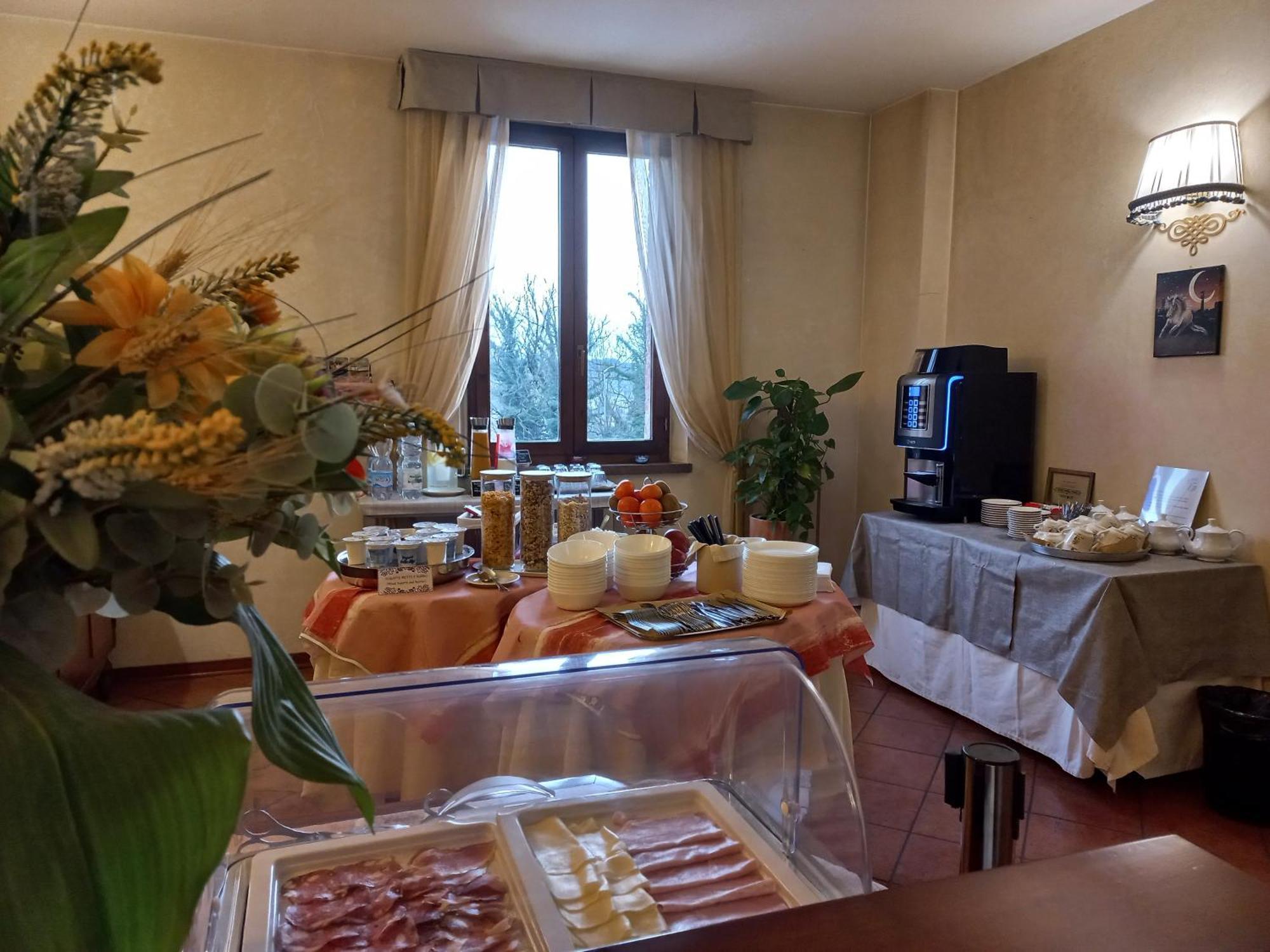 Hotel Arcobaleno Сієна Екстер'єр фото